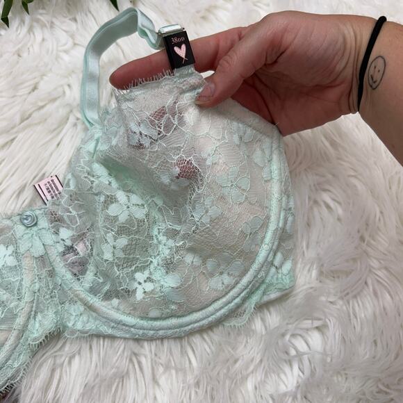 NEW Victoria's Secret Blue Lace Dream Angels Push Up Without Padding Bra 38DD - Picture 4 of 6